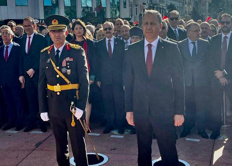 CUMHURİYET BAYRAMI TÖRENLERİNE BARO TEMSİLCİLERİMİZ KATILDI