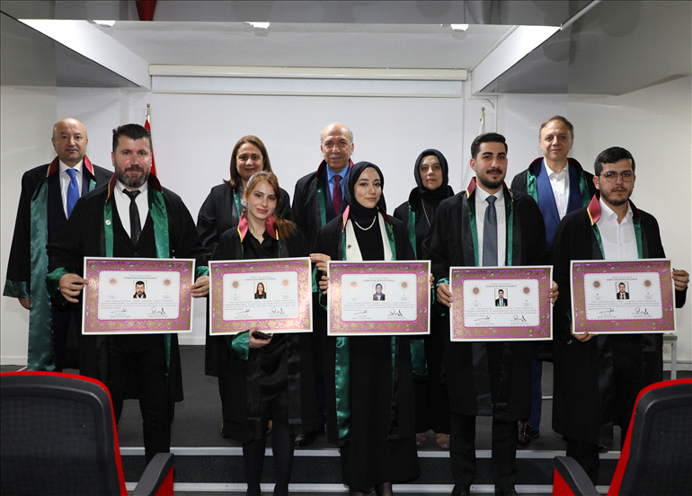 RUHSATLARINI ALDILAR…