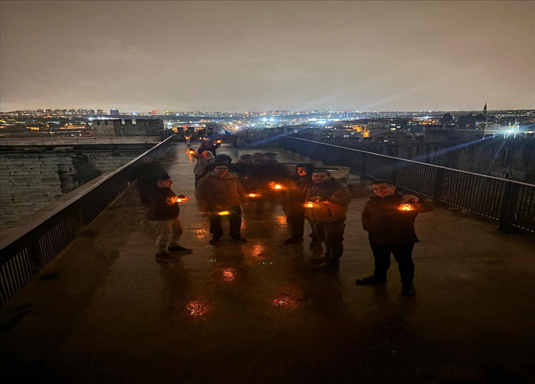 TARİHİ YEDİKULE ZİNDANLARINA GECE YÜRÜYÜŞÜ YAPTIK