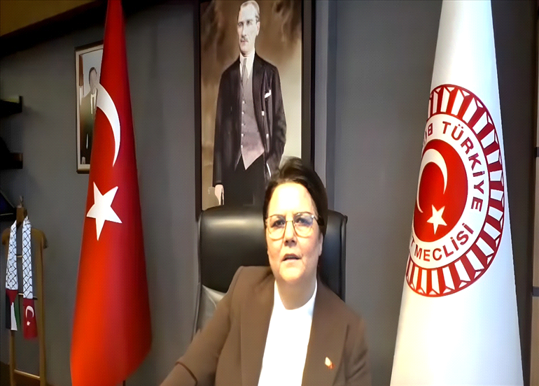 TEMEL İNSAN HAKLARI BAĞLAMINDA KADIN HAKLARI KONFERANSI GERÇEKLEŞTİRİLDİ - Resim 2